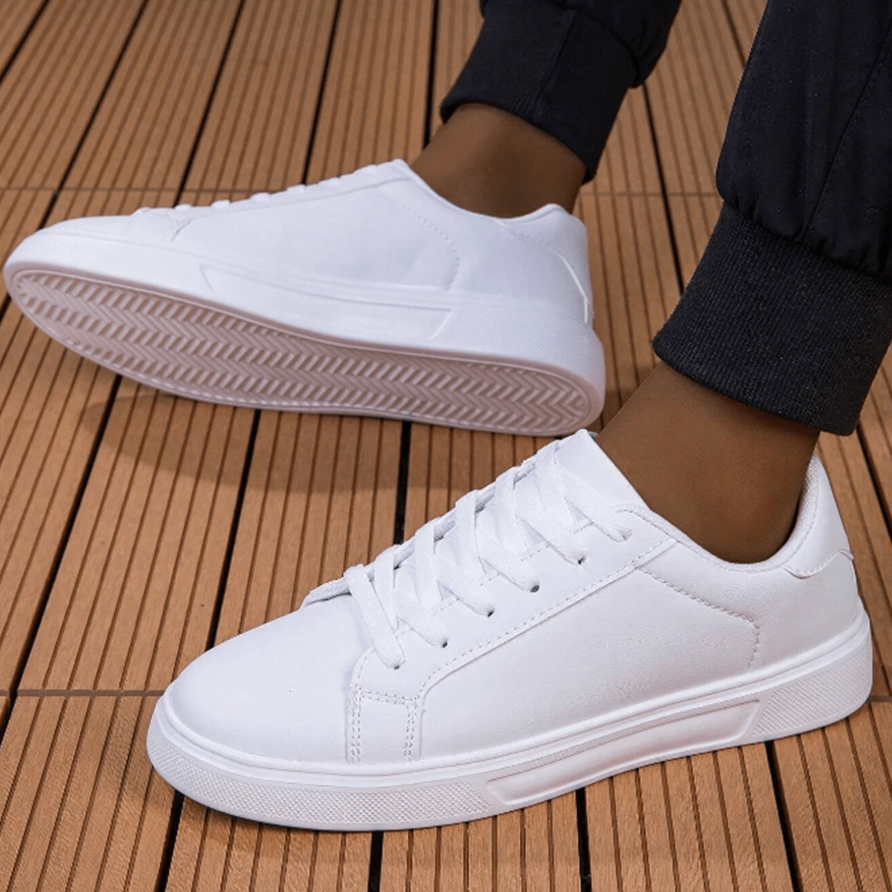 Essential Sneaker – Navy | Timeless & Urban